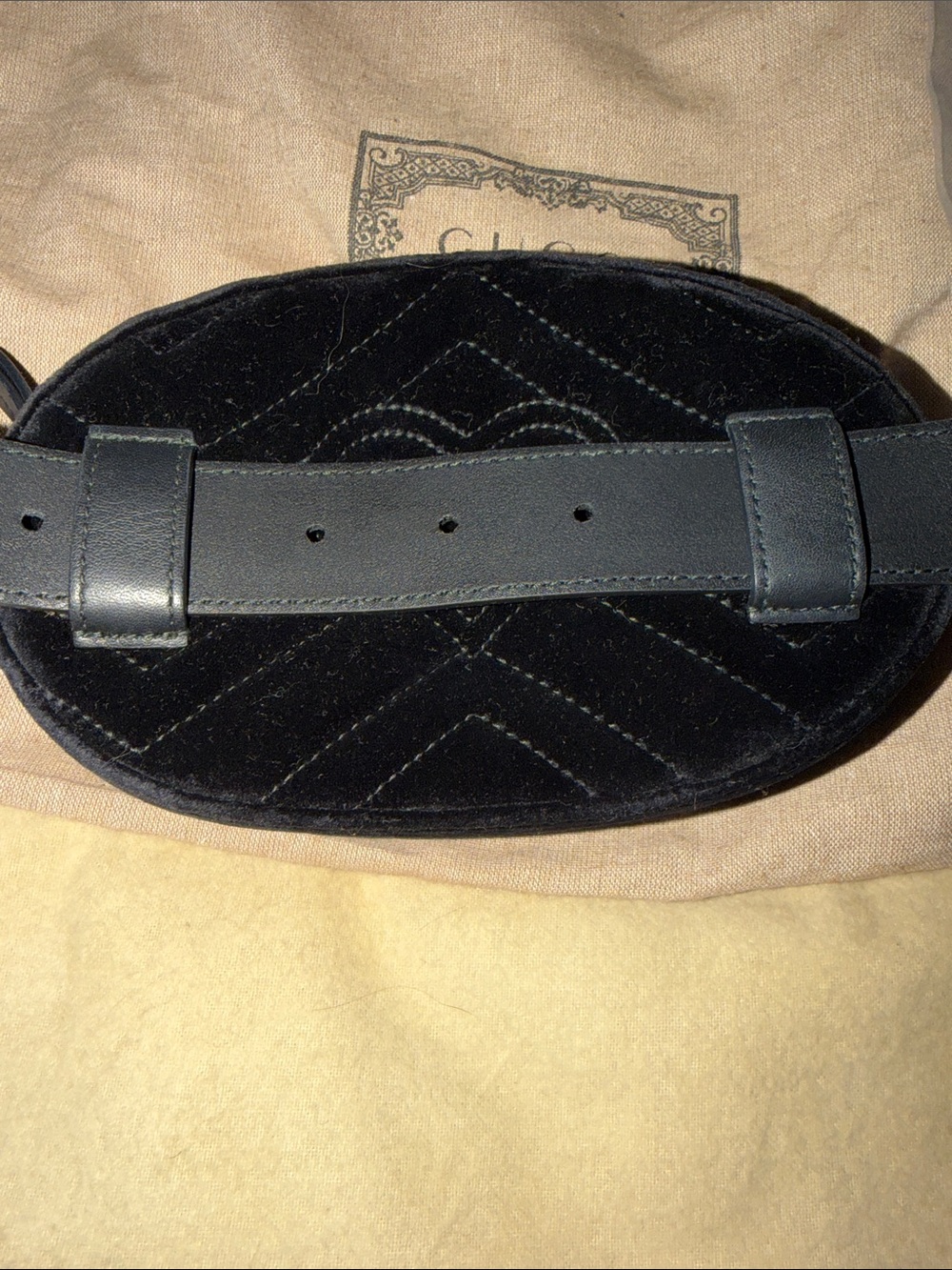 Gucci Black Velvet GG Marmont Oval Belt Bag with Gold Hardware - Picture 5 of 5